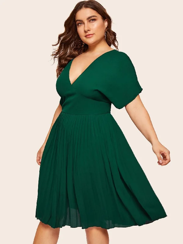  Plus Knot Back Plunging Neck Pleated Dress Engagement unclassified dresses